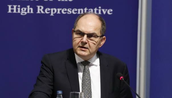 Schmidt: Sankcije se samo donesu, pasoša RS-a neće biti